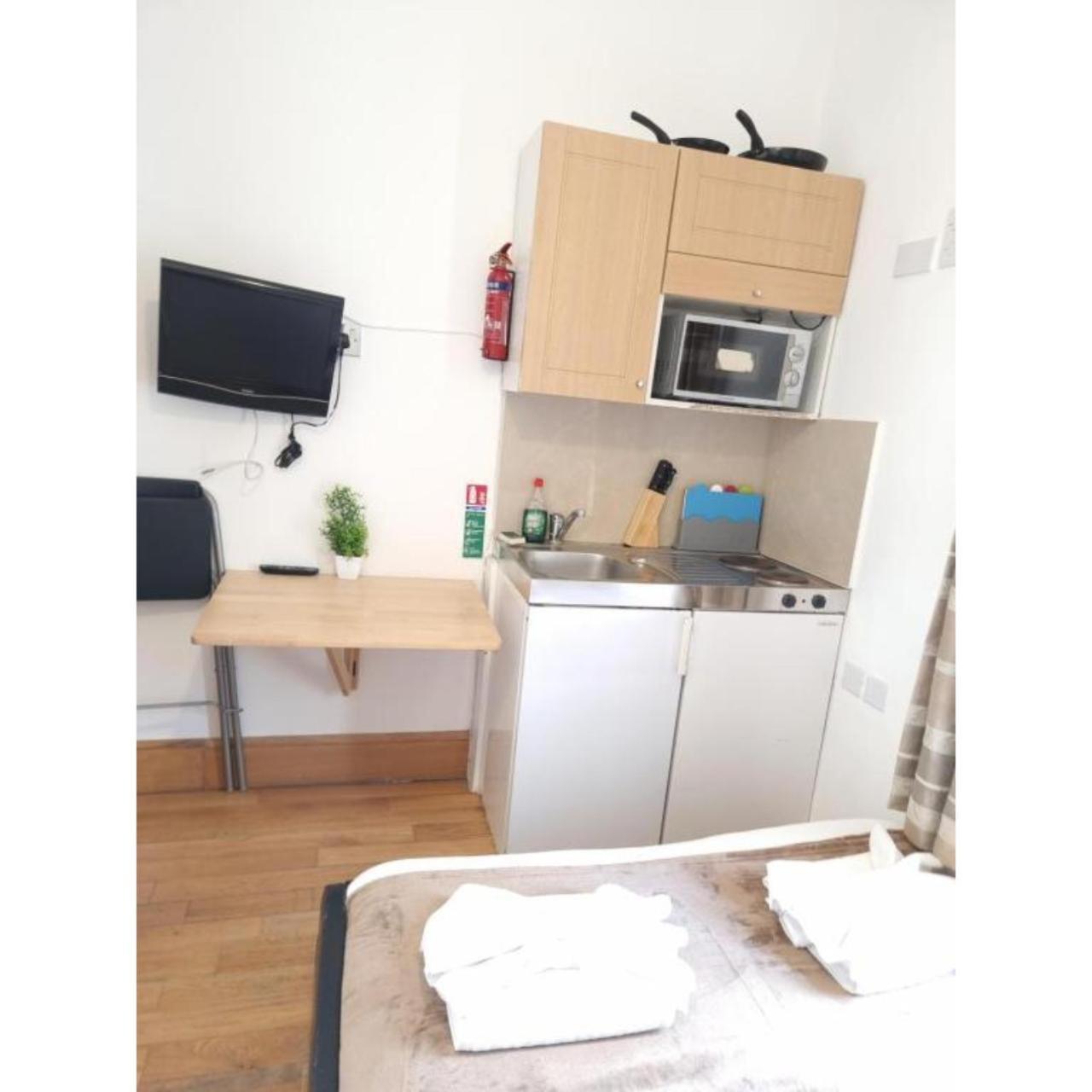 F204-Compact 2Nd Flr Studio Fits 2-Near Hyde Park London Exterior photo